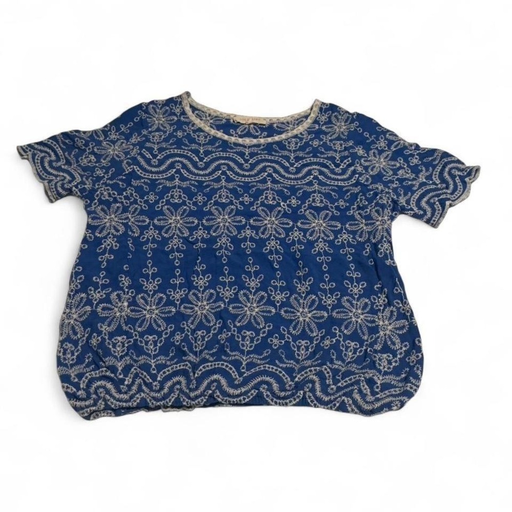 Solitaire Embroidered Floral Blouse Women's Blue Rayon Short Sleeve Bubble Hem